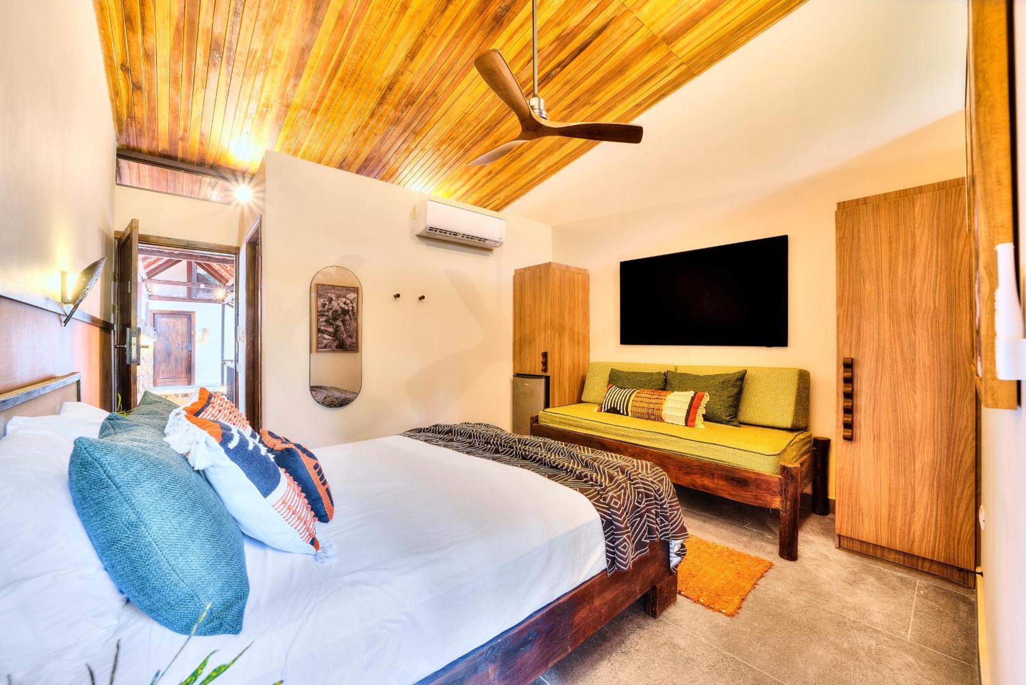 Conga Boutique Hotel Puerto Viejo de Talamanca Eksteriør bilde